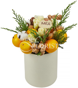 коробочка с цветами, мёдом и лимонами